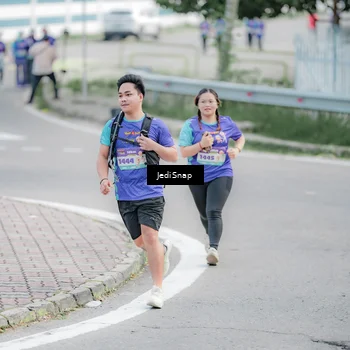 Runner Photo 8340949