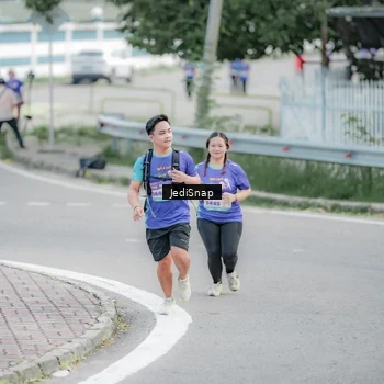 Runner Photo 8340951