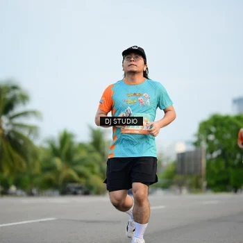 Runner Photo 8340970