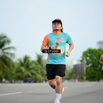 Runner Photo 8340984