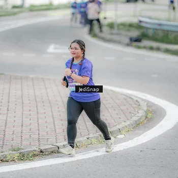 Runner Photo 8340985