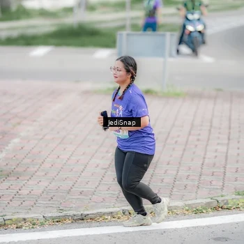 Runner Photo 8340996
