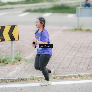 Runner Photo 8341008