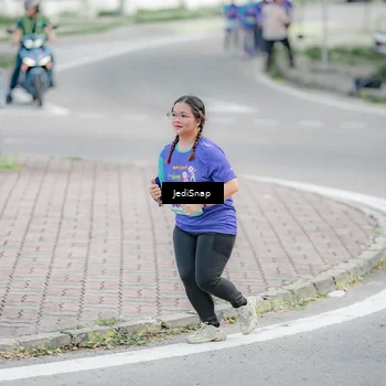 Runner Photo 8341012
