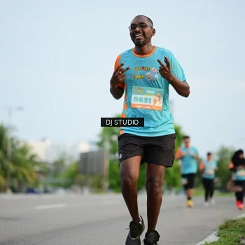 Runner Photo 8341060