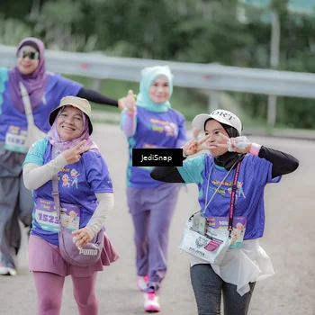 Runner Photo 8341081