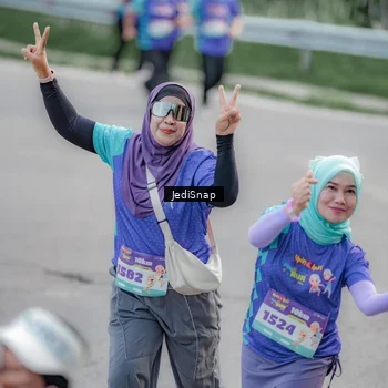 Runner Photo 8341118