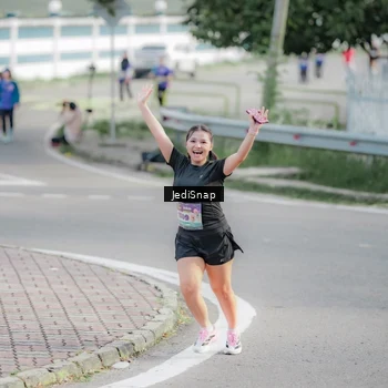 Runner Photo 8341142