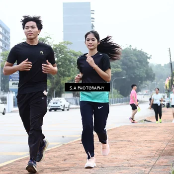 Runner Photo 8341170