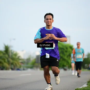 Runner Photo 8341189