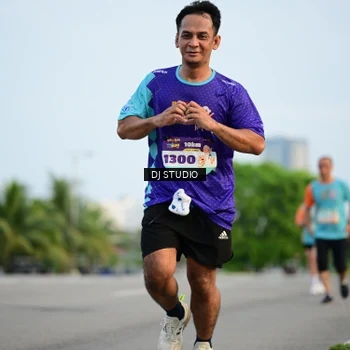 Runner Photo 8341205