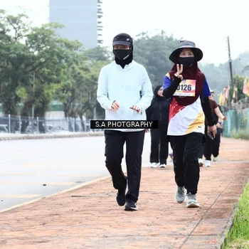 Runner Photo 8341270
