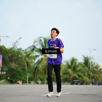 Runner Photo 8341316