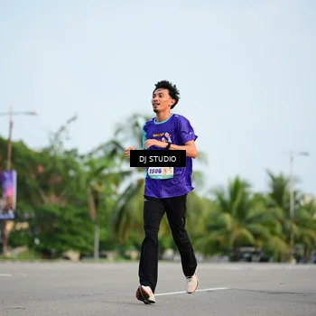 Runner Photo 8341326
