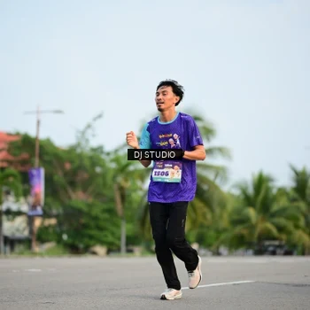 Runner Photo 8341331
