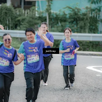 Runner Photo 8341449