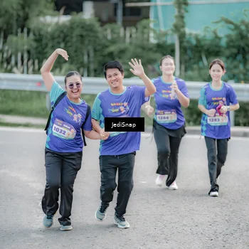 Runner Photo 8341464