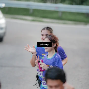 Runner Photo 8341497