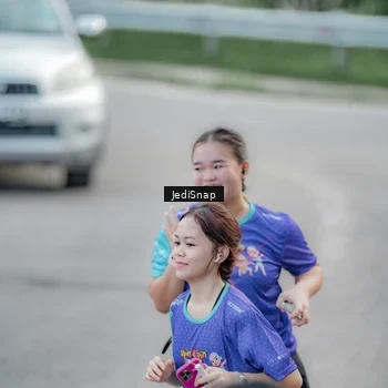 Runner Photo 8341507