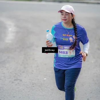 Runner Photo 8341549