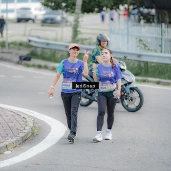 Runner Photo 8341623
