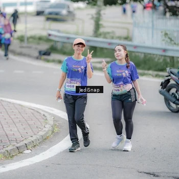 Runner Photo 8341655