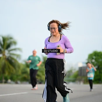 Runner Photo 8341666
