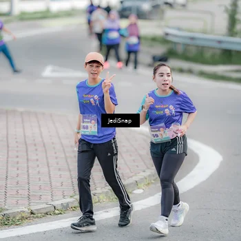 Runner Photo 8341677