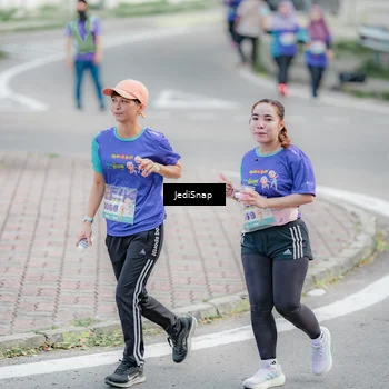 Runner Photo 8341683