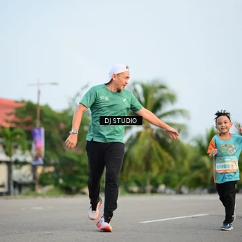 Runner Photo 8341721
