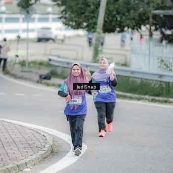 Runner Photo 8341737