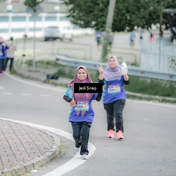 Runner Photo 8341751