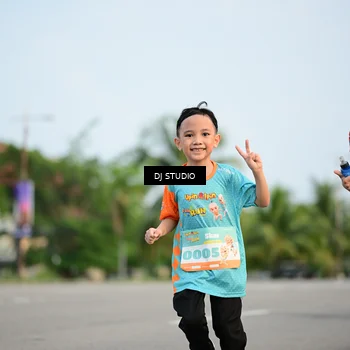 Runner Photo 8341759