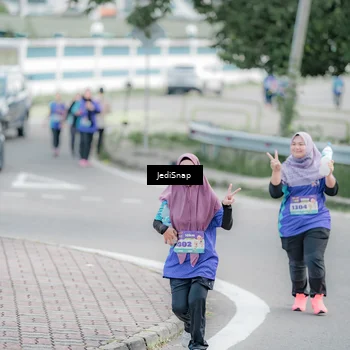 Runner Photo 8341762