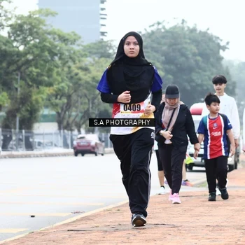 Runner Photo 8341773