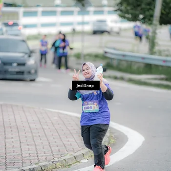 Runner Photo 8341782
