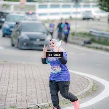 Runner Photo 8341802