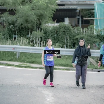 Runner Photo 8341814