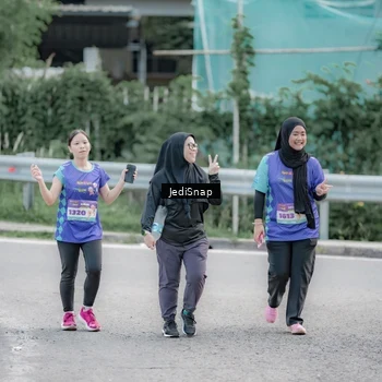 Runner Photo 8341839