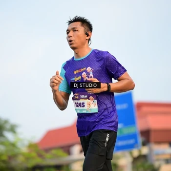 Runner Photo 8341853