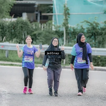 Runner Photo 8341854