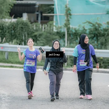 Runner Photo 8341859