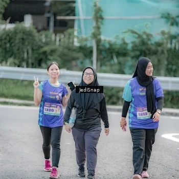 Runner Photo 8341898