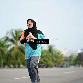 Runner Photo 8341900