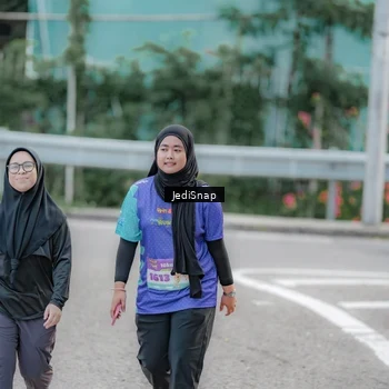 Runner Photo 8341907