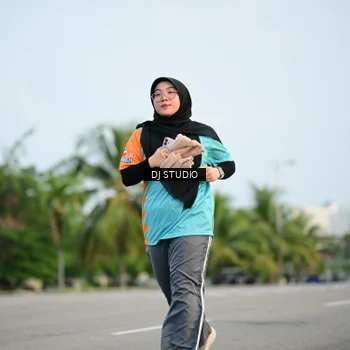 Runner Photo 8341913