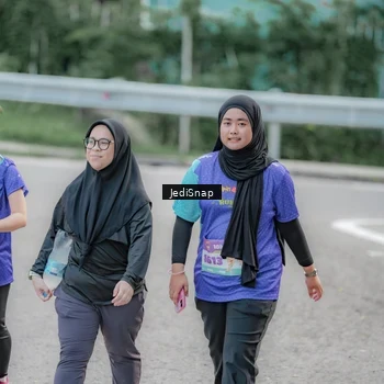 Runner Photo 8341919