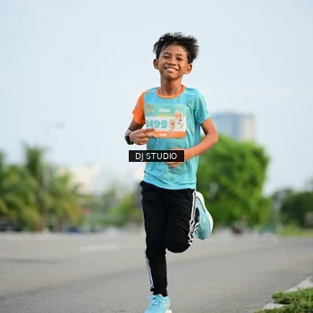 Runner Photo 8341952