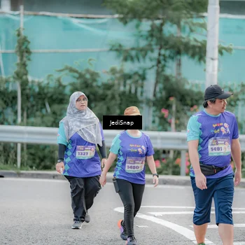 Runner Photo 8341959