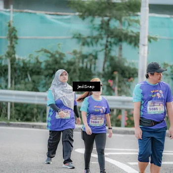 Runner Photo 8341964